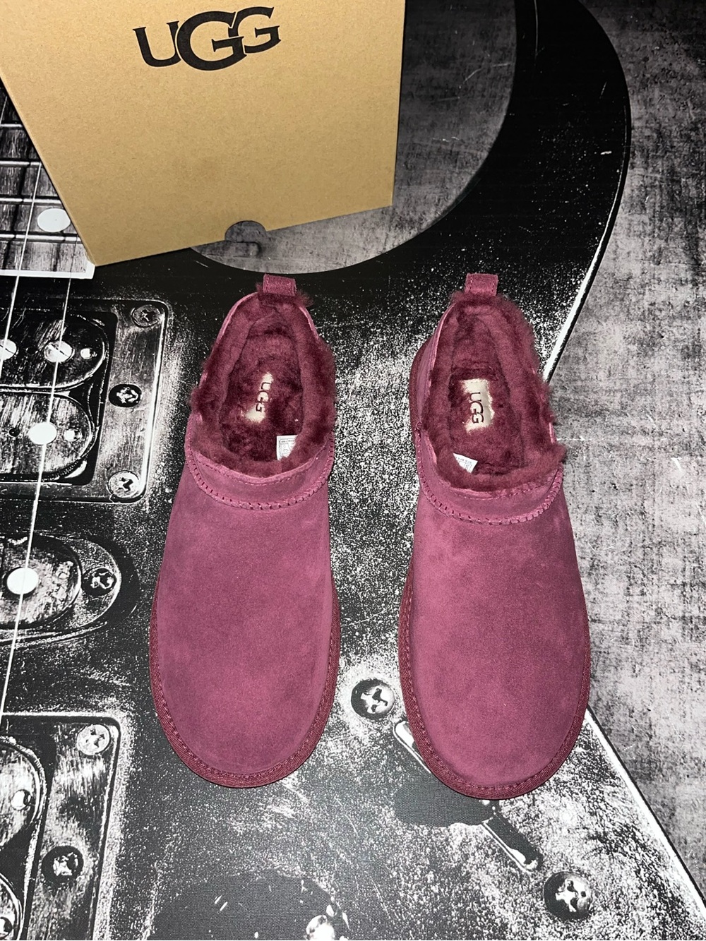 NIB UGG Micro Boot - Picture 4 of 10